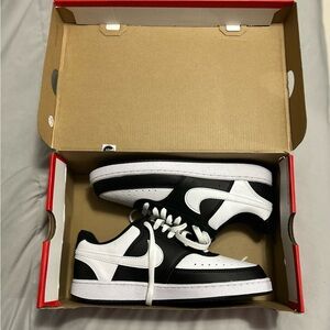 NWOT. Ordered the wrong size and took the tag off while I was trying them on.